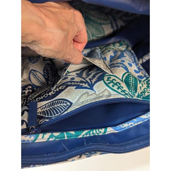 Vera Bradley Northern Lights Lighten Up Expandable Travel Tote Carry All Blue - Picture 12 of 15